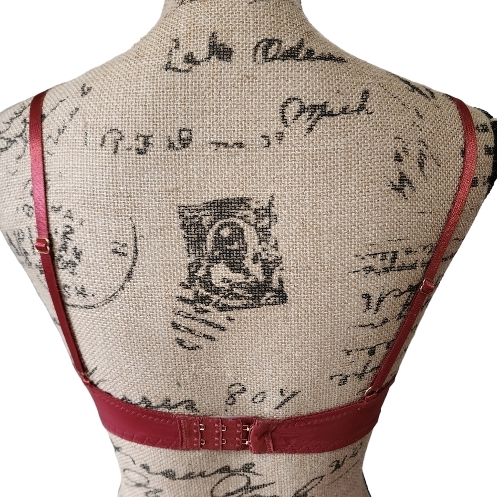 3/$15 Marilyn Monroe Underwire Lace Push-up Bra - 34C - Picture 3 of 8